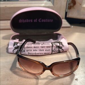 Juicy Couture Brown Oversized Sunglasses with Gradient Lenses